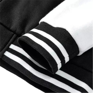 Chaqueta Varsity para Hombre en Blanco y Negro con Bloques de Color, Parche con Letra P, Botones a Presión, Estilo Deportivo - Product Image 6