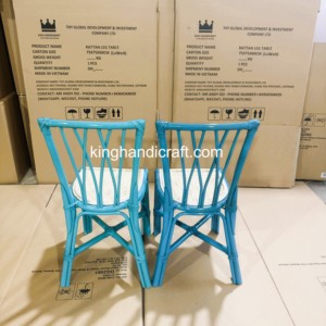 Chaises en rotin faites à la main pour enfants, idéales pour la location événementielle, les fêtes d'anniversaire, les mariages, les cérémonies, les fêtes bohèmes et la décoration de lieux. - Product Image 2