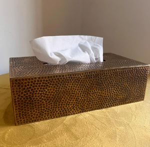 Elegant Golden Metal Tissue Holder with unique Design Perfect for Side <b>Tables</b> <b>Coffee</b> <b>Tables</b> Desks and Bedroom Use From India - Product Image 3