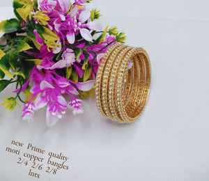 PADMAWATI Private Limited – Ensemble de bracelets de luxe en tungstène plaqué or, multicolores, originaux, cadeau indien pour mariage ou anniversaire - Product Image 1