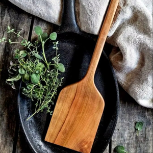 Ensemble de cuillères de cuisine en bois avec finition marron, mettant en valeur la beauté du bois naturel dans les ustensiles de cuisine, la collection artisanale - Product Image 1