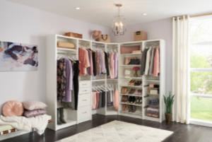 Armoires en forme de L en MDF moderne européen et brillant de luxe Meubles de chambre à coucher en PET pour appartements, hôtels, meubles en panneaux de style bois - Product Image 2