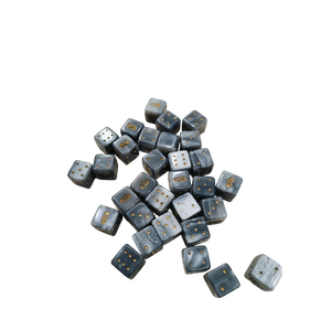 Venta al por Mayor de Dados Cuadrados de Colores Hechos a Mano, Pequeños, Grises y Blancos, 16 Dados para Enseñanza de Matemáticas, Juegos de Casino y Fiestas - Product Image 1