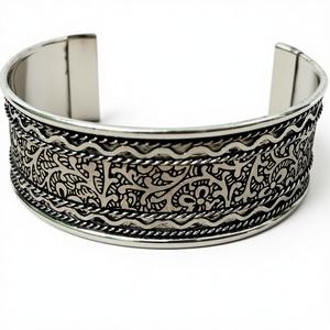 Brazalete de Cobre con Hermoso Diseño en Relieve, Brazalete Ancho Grabado, Joyería para Mujer, Pulseras Promocionales de Cobre Puro, Resistentes al Agua - Product Image 1