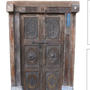Haswani Handicrafts - Puerta Tallada en Madera Maciza con Marco, Panel de Entrada Rústico Hecho a Mano - Product Image 1