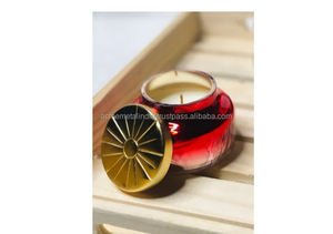 Elegante contenedor de almacenamiento disponible para cera perfumada en diseño esmaltado único con tapa dorada, perfecto para decoración del hogar y regalos - Product Image 4