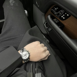 สายนาฬิกา EW Factory 904L นาฬิกาจักรกล ดีไซน์แฟชั่น แซฟไฟร์ ดำน้ำ ออโตเมติก 40 มม. กันน้ำ 300 ม. นาฬิกาสปอร์ต - Product Image 1