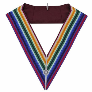 Collettes d'uniforme brodées de qualité supérieure avec une finition élégante et des collettes d'uniforme durables pour les tenues cérémonielles - Product Image 1