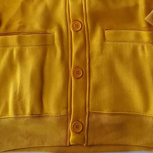 Cardigan universitaire personnalisé avec patch en chenille, veste en tricot épaisse anti-plis, uniforme scolaire, tenue d'équipe - Product Image 3