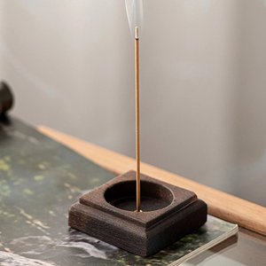 Porte-encens artisanal en bois, plateau décoratif pour bâtonnets d'encens, pour la prière, la méditation et le bien-être, utilisable toute l'année - Product Image 3