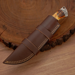 Cuchillo de caza y camping personalizado de acero de Damasco, hoja recta de punta caída, mango de asta grabado, espiga completa, fijo, grado industrial, para exteriores - Product Image 4