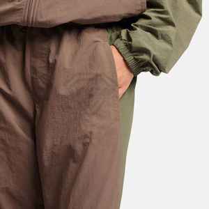 Custom Logo Men's Nylon Tracksuit Two Tone Color Block Windbreaker <b>Jacket</b> and Pants Set Retro Oversized Sportswear Manufacturer - Product Image 3