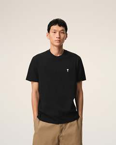 Camiseta Negra de Manga Corta para Hombre, Corte Regular, Logotipo de Corazón Bordado, Estilo Urbano, 100% Algodón, Cuello Redondo, Transpirable, Ecológica - Product Image 5