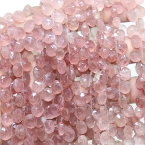 Venta al por mayor 7-8mm Piedra Natural fresa cuarzo facetado Briolette cuentas en forma de corazón 8 pulgadas corte lateral corazón - Product Image 1