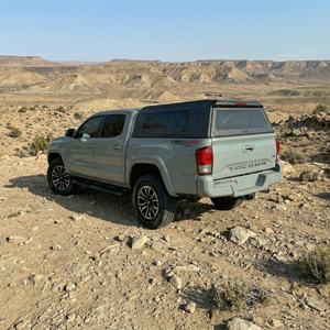 Cubierta de Aluminio para Camioneta Tacoma, Compatible con <span class=keywords><strong>Chevrolet</strong></span> Silverado, GMC Navara, RAM 1500, Cubiertas Rígidas Impermeables para Camionetas - Product Image 1