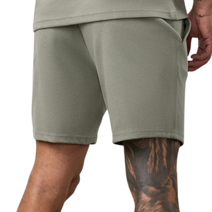 Shorts Bermuda Décontractés pour Hommes en Tricot Léger, Idéaux pour l'Été, la Course, la Gym, l'Entraînement Quotidien, avec Poches Latérales, Coupe Confortable et Active - Product Image 2