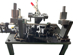 Pièces tournées sur commande CNC |   Composants d'usinage CNC de précision, manchon d'accouplement cannelé / adaptateur en acier haute résistance - Product Image 1
