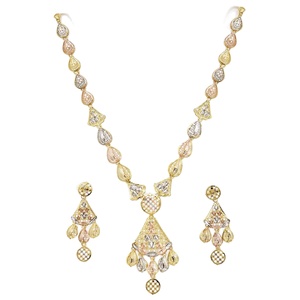 Colliers en chaîne de boîte en laiton plaqué trois tons en gros, bijoux de mode pour femmes multicolores - Product Image 3