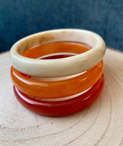 Bracelets en résine faits à la main, accessoires de mode haut de gamme pour femmes, qualité d'exportation en gros TCE Tce00 - Product Image 4