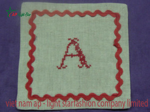 Serviettes de cocktail brodées de produits chauds frais du Vietnam pour les fêtes - Product Image 5