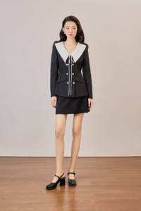 Robe élégante et moderne pour femme, style marin classique CELINA - Ensemble à manches longues - Style bureau d'inspiration vintage - Vente en gros Vietnam - Product Image 3