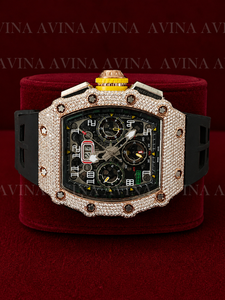 Reloj Cronógrafo de Lujo con Diamantes Moissanite para Hombre, Totalmente Cubierto de Diamantes, Oro Rosa, Forma Tonneau, Automático, Correa de Caucho Negra - Product Image 3