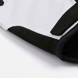 Gants de cyclisme mi-doigts antidérapants blancs en polyester respirant avec rembourrage et fermeture auto-agrippante unisexe pour l'été - Product Image 5