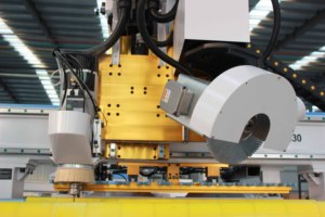 Lame de scie M-shine MS20 CNC Route 9KW HQD Spindle 360 ° Rotary 45 ° Machine de découpe robuste pour le travail du bois, idéale pour les panneaux de bois - Product Image 2