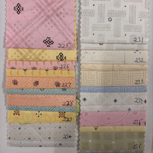 Tela de Polialgodón de Alta Calidad con Estampado de Orquídeas Lilly, 36 Pulgadas, Tejido Slub, para Prendas y Bodas - Product Image 1