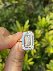 Designer Diamond Emerald Cut Diamond Ring 18K Gold Women's Classic Engagement IGI Certified Lab grown <b>Stone</b> - Product Image 5