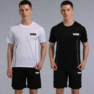 Ensemble 2 pièces WINRO SPORTS pour homme : short et t-shirt à manches courtes en tissu éponge respirant, idéal pour l'été et le streetwear. - Product Image 1