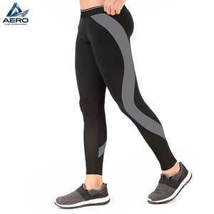 Leggings Hechos en Pakistán, Producto Cómodo, Talla Ajustable, Servicio OEM, Hechos a Mano, Leggings de Compresión para Hombre - Product Image 1