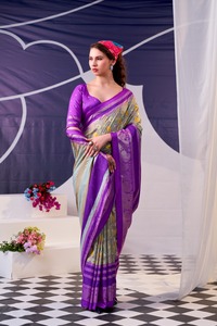 Sari indien en soie Tussar fantaisie à imprimé floral et travail en feuille d'or pour les occasions festives et de mariage, et également pour un usage décontracté pour les femmes. - Product Image 5