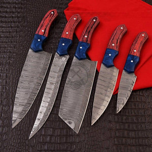 Nuevo Juego de Cuchillos de Cocina Profesionales de 5 Piezas de Acero de Damasco Hechos a Mano con Marcas Personalizadas, Mangos de Pakkawood, Ambidiestros, Full Tang - Product Image 1