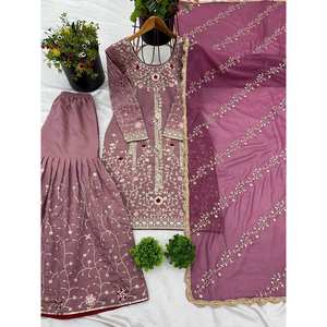 Conjunto de traje de fiesta de diseñador para mujer con bordado pesado Top de trabajo-Plazzo y Dupatta para ocasiones especiales - Product Image 2