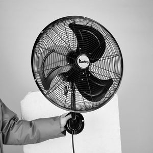 18-Inch High Velocity Wall Mount Fan 3 Speed Oscillating 4592 CFM Industrial Ventilation 70 Degree Wall Fan Wall Mounted Fan - Product Image 1