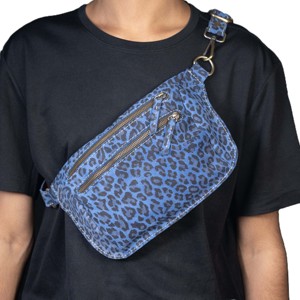 Bolso de Pecho Negro de Moda con Cremallera Antirrobo de Cuero Genuino para Hombre, Riñonera Deportiva Vertical para Senderismo con Logotipo Personalizado - Product Image 2