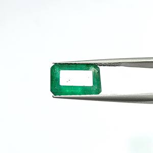 มรกตสีเขียว 4.57 กะรัต จากแซมเบีย พลอยหลวม (5.25 รัตติ) - Product Image 3