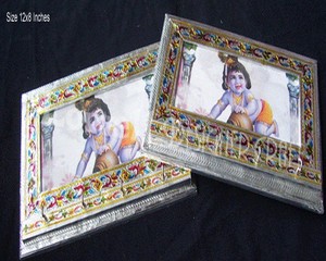 กรอบรูปทองเหลืองชุบทองลายดอกไม้ งานแฮนด์เมด พร้อมขาตั้งสำหรับงานศิลปะและของสะสม - Product Image 3