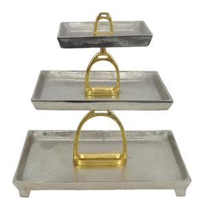Bandejas Rectangulares Plateadas para Servir Frutas, Chocolate y Postres, Soporte de Pastel de Lujo de 3 Niveles Estilo Montura de Caballo Dorada para Bodas - Product Image 1