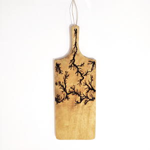 Tabla de Cortar Redonda de Madera Natural con Diseño para Quemar Leña, Tabla de Servir para Cocina - Product Image 1