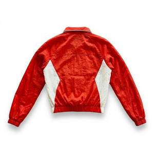 Artículos de Alta Venta, Conjuntos de Pantalones Cortavientos de Nailon Rojos y Blancos con Logotipo Personalizado para Hombre, Ropa Deportiva Transpirable, Chaquetas de Estilo Urbano para Hombre - Product Image 3