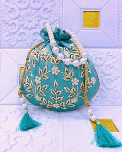 Sacs Potli de Luxe en Soie Brute Brodés avec Poignée en Perles, Faits Main, pour Mariage et Soirée, Pochette Cadeau avec Sangle Anneau - Product Image 4