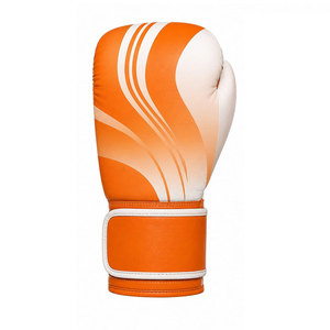 Gants de boxe professionnels en cuir sur mesure - Légers, respirants, à fermeture à lacets, pour MMA/Kickboxing - Product Image 2