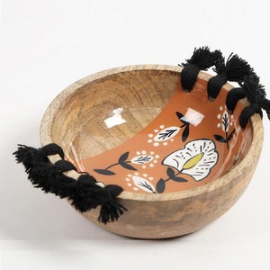 Bol rond en bois de mangue fait main pour fruits, noix, bonbons, apéritifs et collations, design contemporain, pour les fêtes - Product Image 4