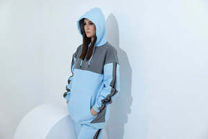 Ensemble de survêtement décontracté en molleton deux pièces pour femme, avec sweat à capuche color block 100 % coton 400 GSM et pantalon de survêtement large, fournisseur OEM - Product Image 5