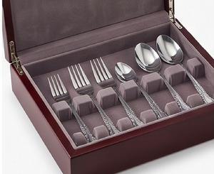 Ensemble de couverts élégants en métal avec poignées décoratives, finition miroir haute brillance, compatibles lave-vaisselle, ustensiles de mariage - Product Image 6