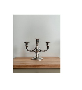 Candelabro de Hierro de Lujo para Decoración Moderna de Sala de Estar, Cenas Románticas y Centro de Mesa Elegante - Product Image 4