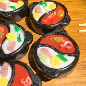 Juguete Sensorial de Bolas de Comida Simulada de Nueve Compartimentos Hotpot, Material TPR Seguro, para Niños y Niñas - Product Image 4