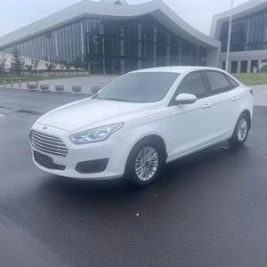 2019 <span class=keywords><strong>Ford</strong></span> <span class=keywords><strong>Escort</strong></span> bianco Auto usata 1.5L Auto Euro VI 4 porte 5 posti Auto a buon mercato popolare per adulti Made in cina - Product Image 1